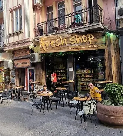 Πανσιόν Guest Super Center Perfect Location *