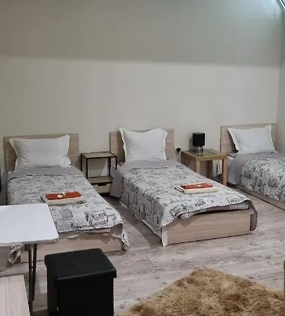 Guest Super Center Perfect Location Къща за гости